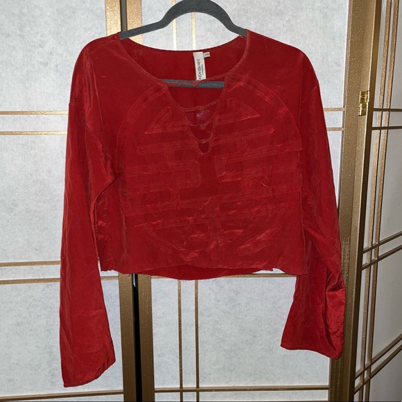 Vintage Yves Saint Laurent %100 silk top - Picture 1 of 9